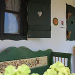 Kemences Vendeghaz * Kovagoszolos