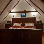 Villa Kemences Vendeghaz Kovagoszolos